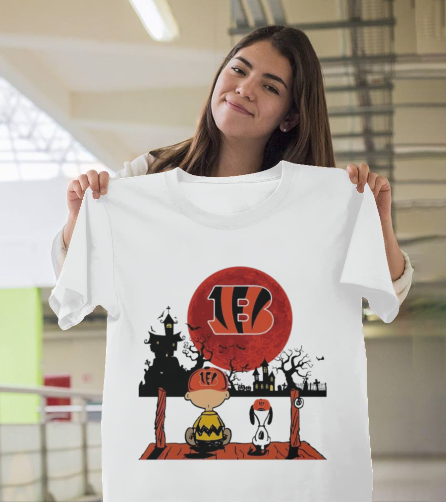 Charlie Brown Snoopy Cincinnati Bengals Halloween 2024 T-Shirt