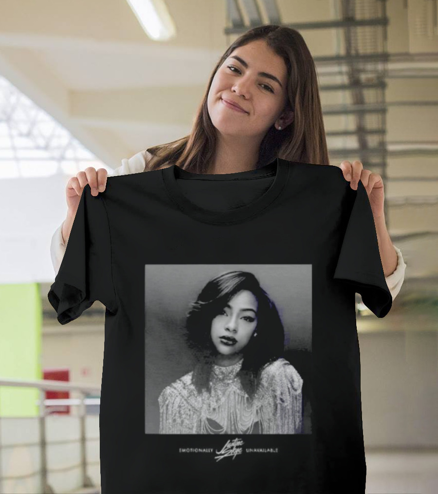 I'm Yours Justine Skye Portrait Glamour T-Shirt