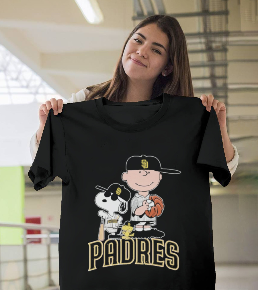 Padres Snoopy Charlie Brown Woodstock Baseball Peanuts T-Shirt