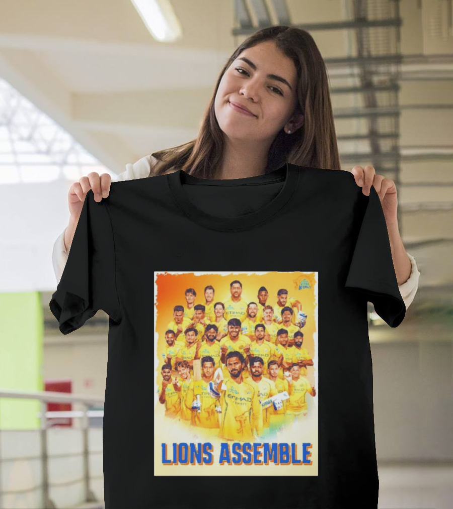 Raring To Roar Lions Assemble Chennai Super Kings Team Celebration T-Shirt