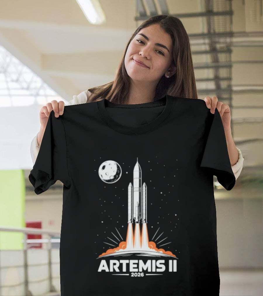 Artemis II 2026 Rocket Launch To The Moon With Spacecraft And Moon T-Shirt