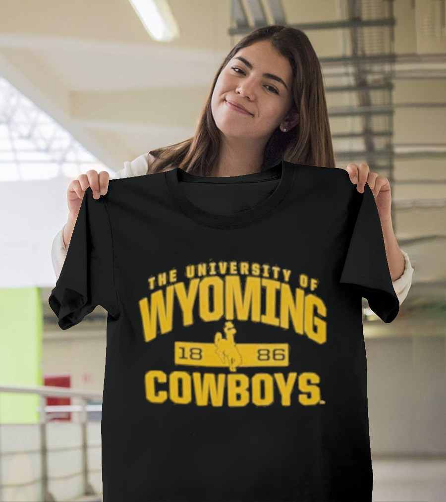 University Of Wyoming Cowboys 1886 Vintage Yellow Bronco Rider T-Shirt
