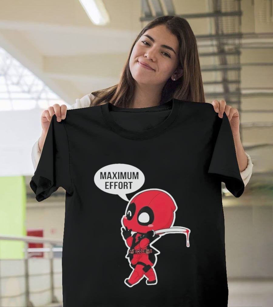Deadpool Chibi Costume Maximum Effort Speech Bubble T-Shirt