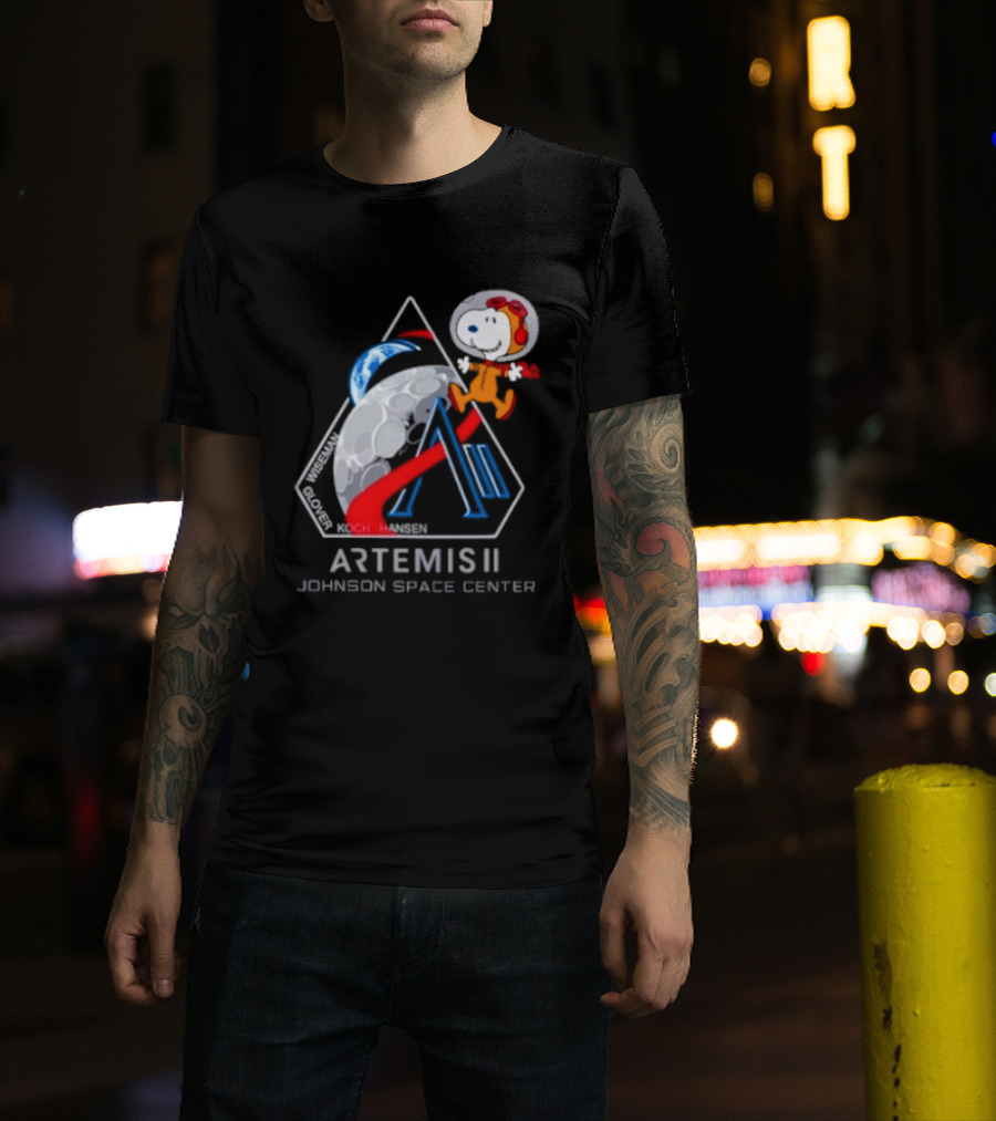 Artemis II Snoopy Johnson Space Center NASA Moon Mission T-Shirt