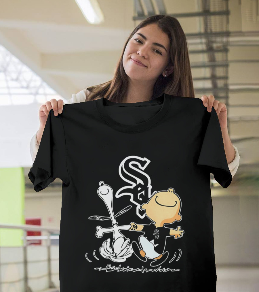 Charlie Brown Snoopy Chicago White Sox Dance Peanuts Comic Strip T-Shirt