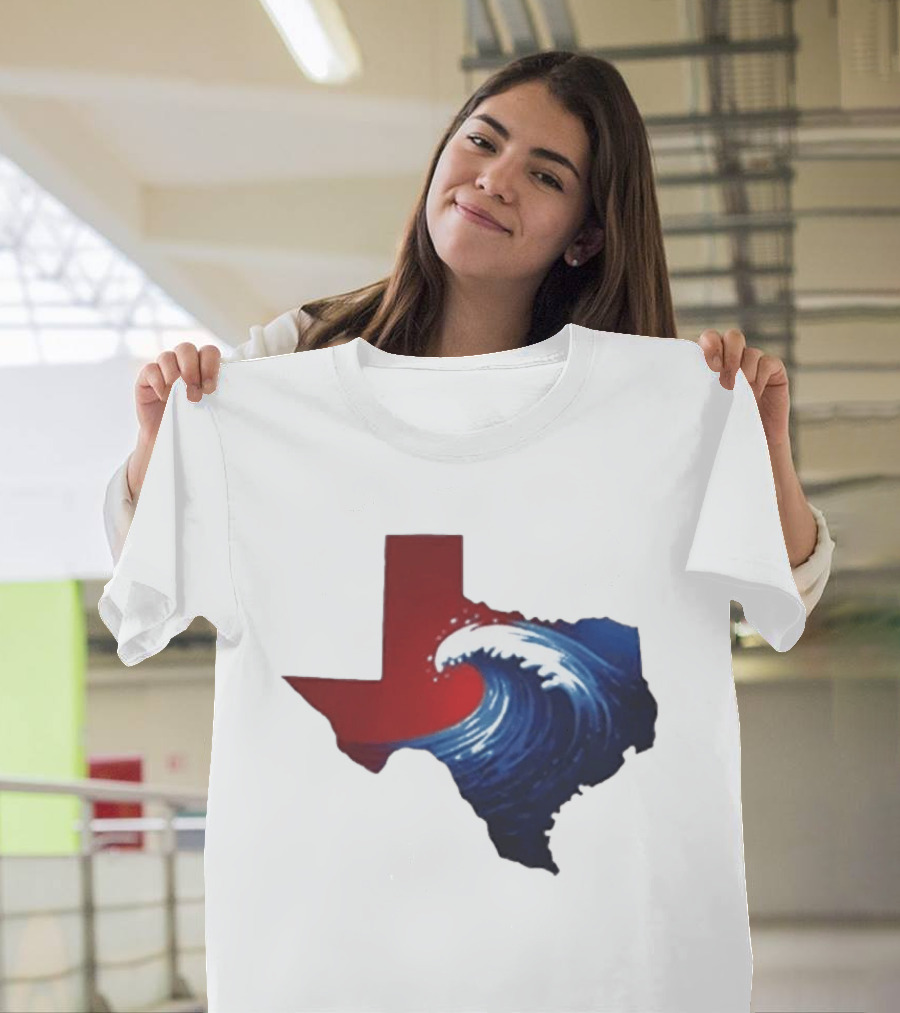 Texas Blue Wave Democrat Red State Map Wave Banner T-Shirt