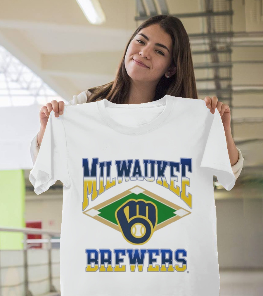 Milwaukee Brewers MLB Baseball Diamond Retro Team T-Shirt