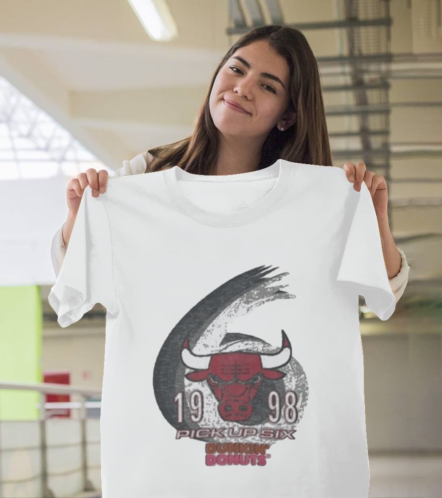 1998 Chicago Bulls Pick Up Six Dunkin' Donuts Promo T-Shirt