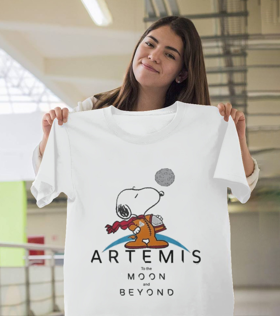Snoopy Artemis To The Moon And Beyond 2026 T-Shirt