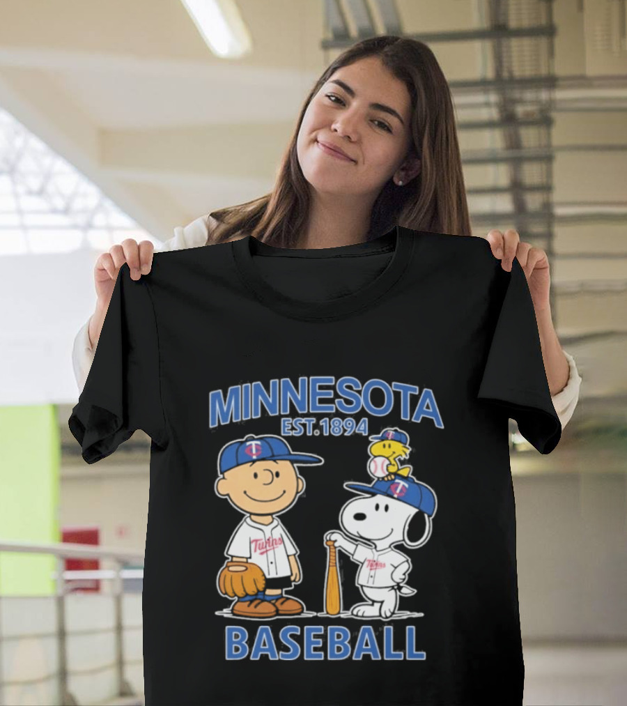 Minnesota Twins Baseball Est 1894 Snoopy Woodstock Charlie Brown T-Shirt