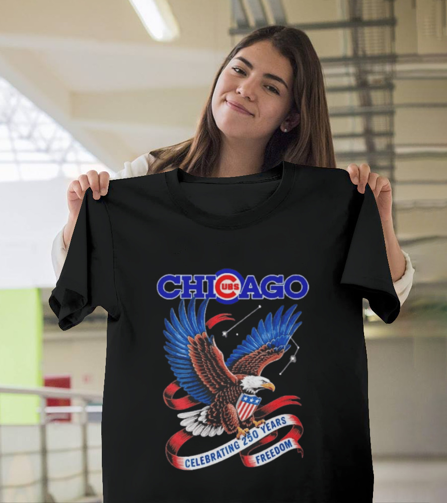 Chicago Cubs Bald Eagle Celebrating 250 Years Freedom T-Shirt