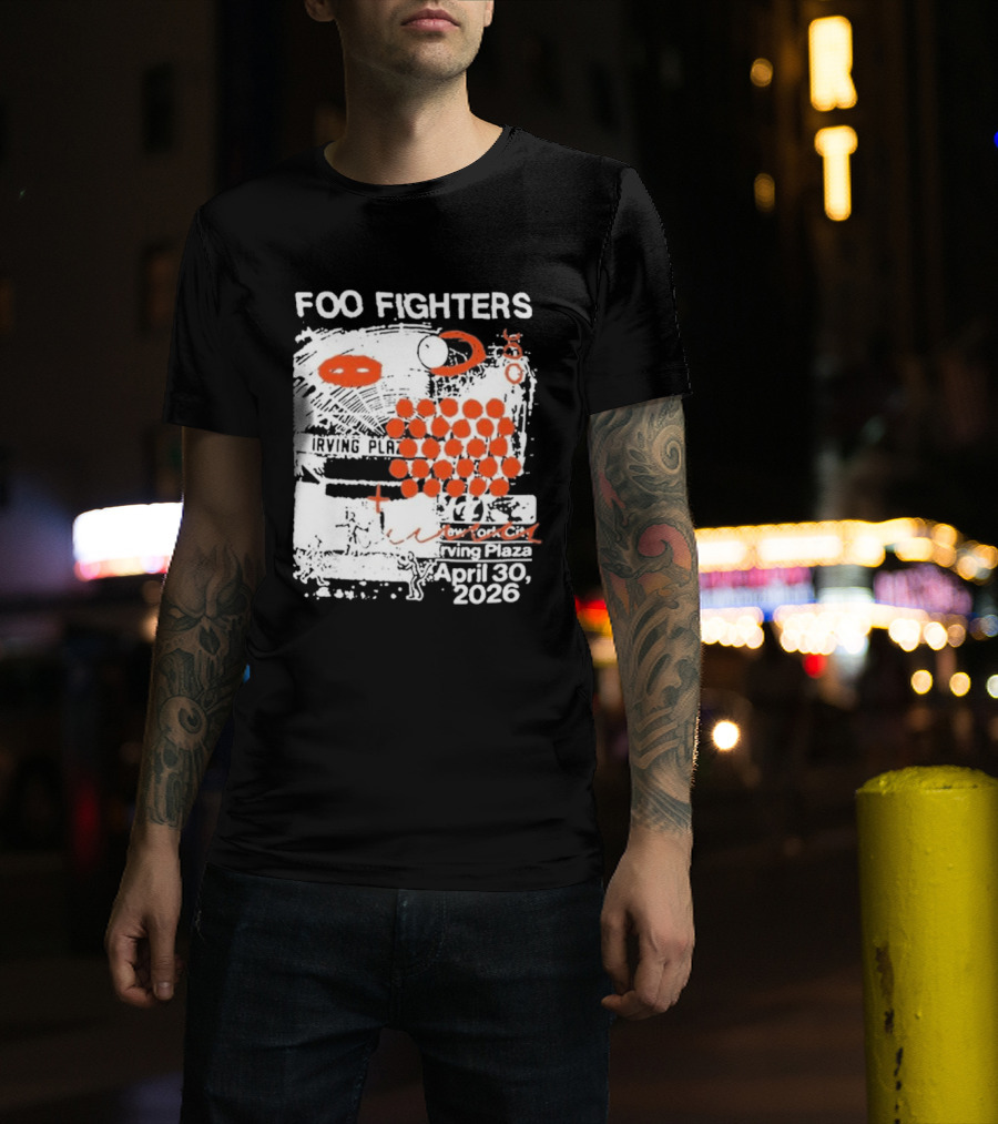 Foo Fighters April 30 New York 2026 Red Dots Abstract T-Shirt