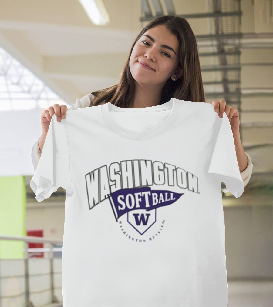 Washington Softball W Huskies Team Spirit T-Shirt