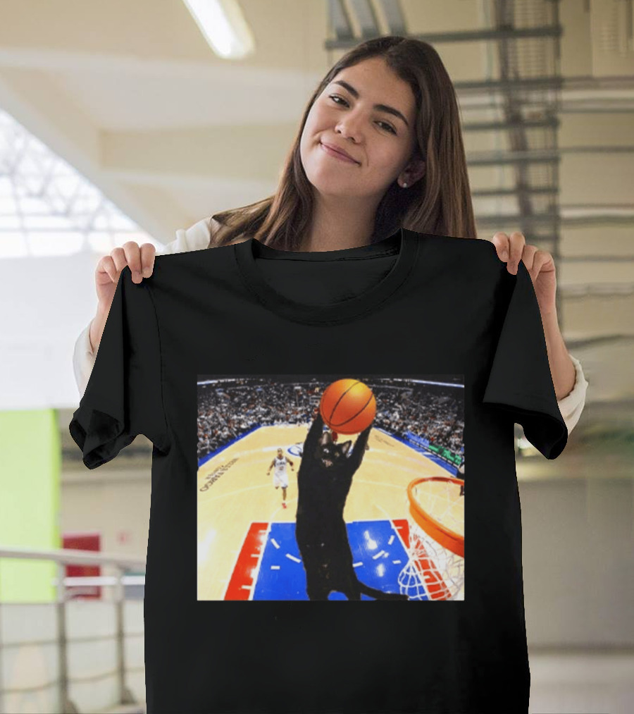 Jarrett Allen Cat Dunking Basketball On Court T-Shirt