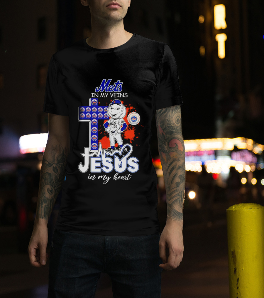 Mets In My Veins Jesus In My Heart Cross And Baseball T-Shirt