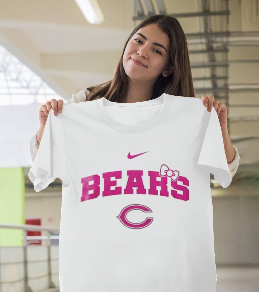 Nike Hello Kitty Bears Pink Bow Chicago Bears Collaboration T-Shirt