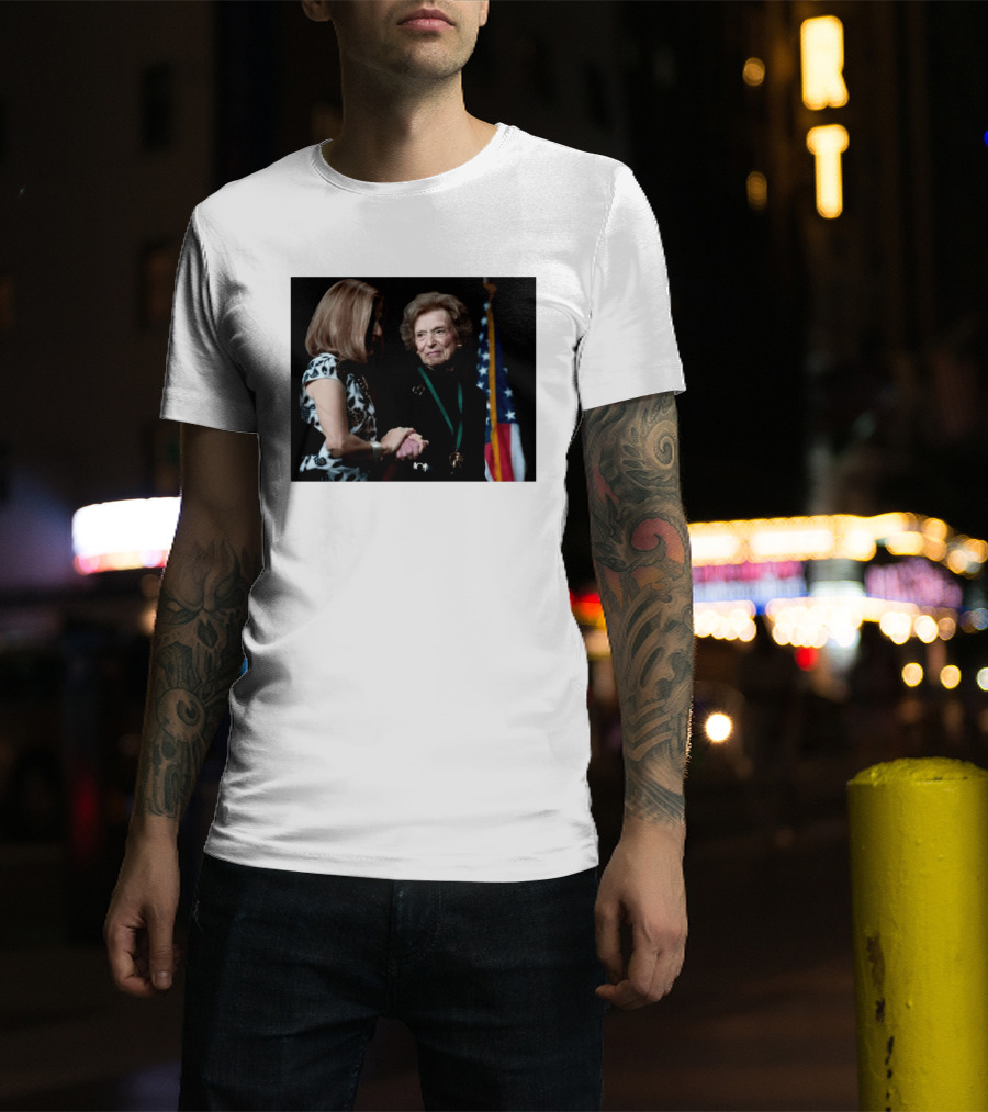 Doris Fisher Co Founder Of The Gap Remembering Legacy And Contributions T-Shirt
