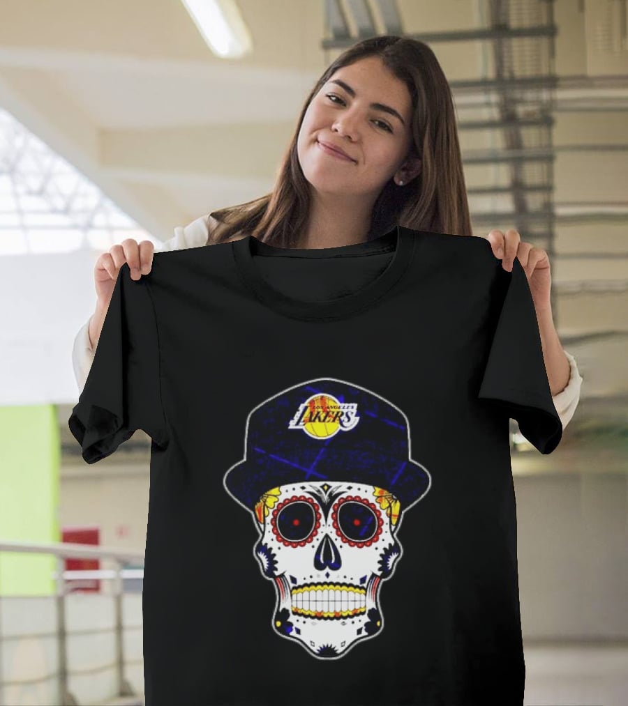 Los Angeles Lakers Sugar Skull Día De Muertos Hat Butterfly T-Shirt
