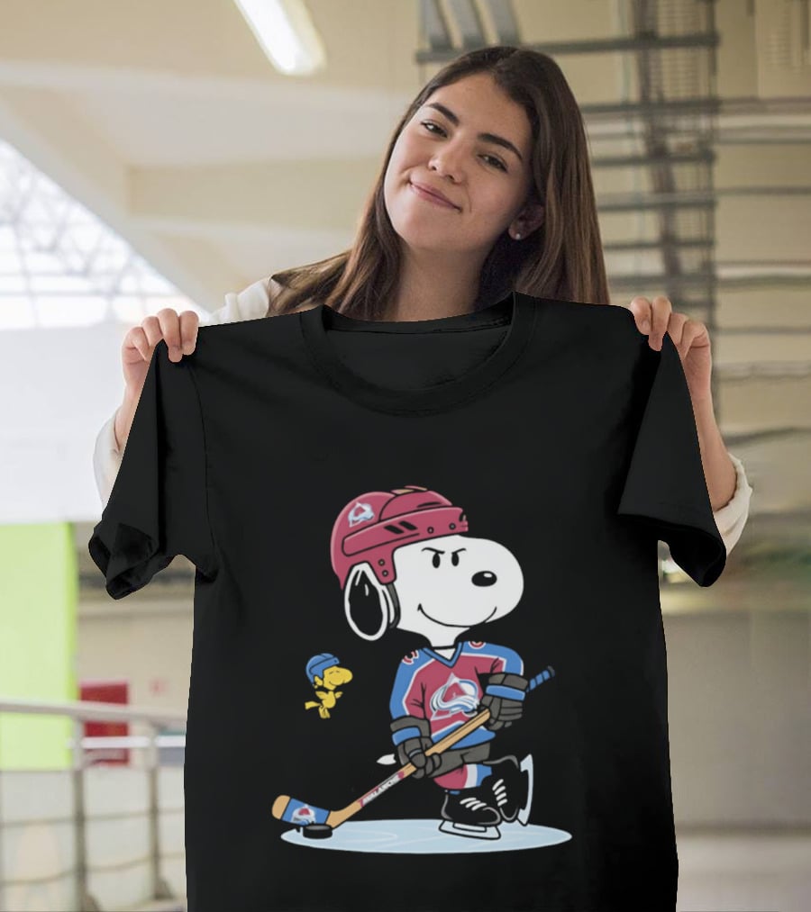 Snoopy Woodstock Colorado Avalanche NHL Hockey Peanuts Collaboration T-Shirt