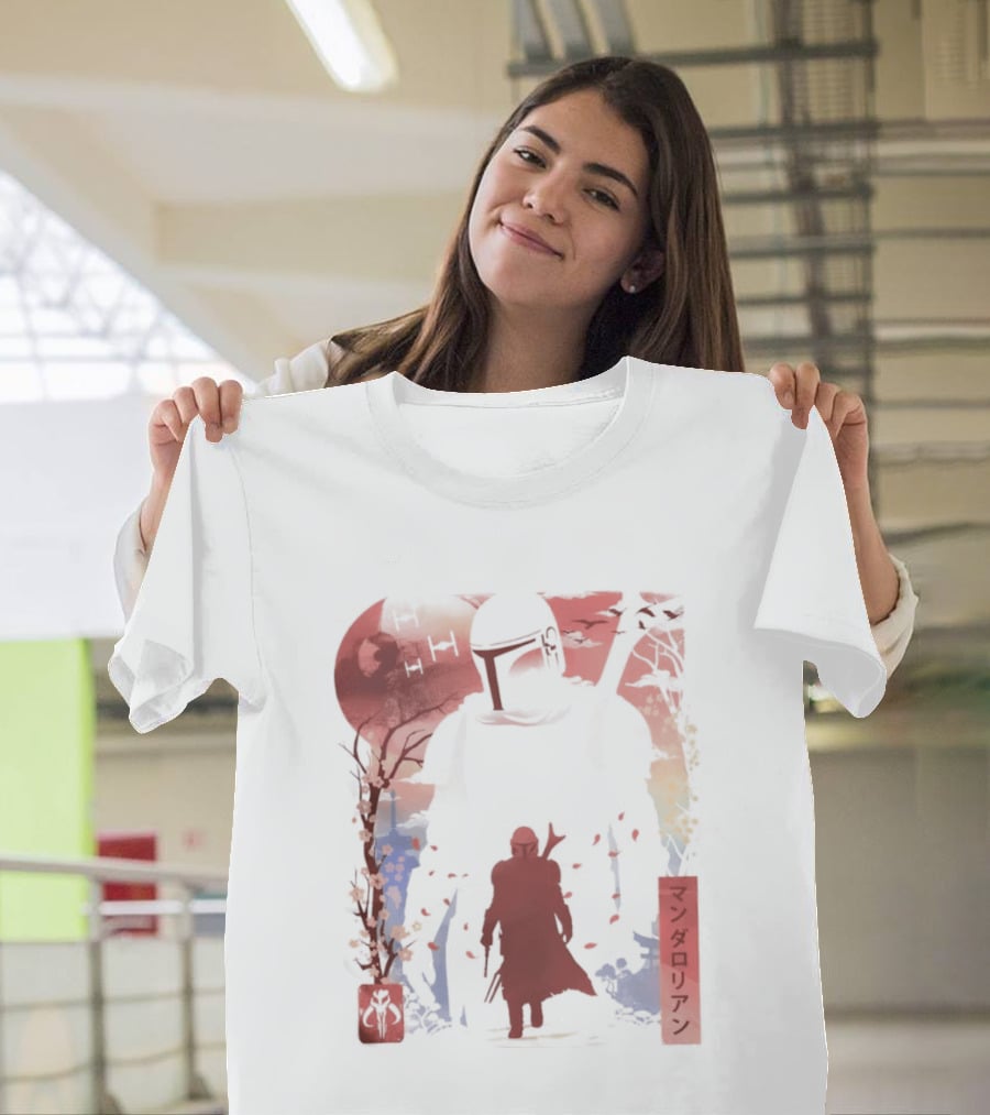 Lone Gunfighter Mandalorian Creed Japanese Text Star Wars Art Red Blue Yellow T-Shirt