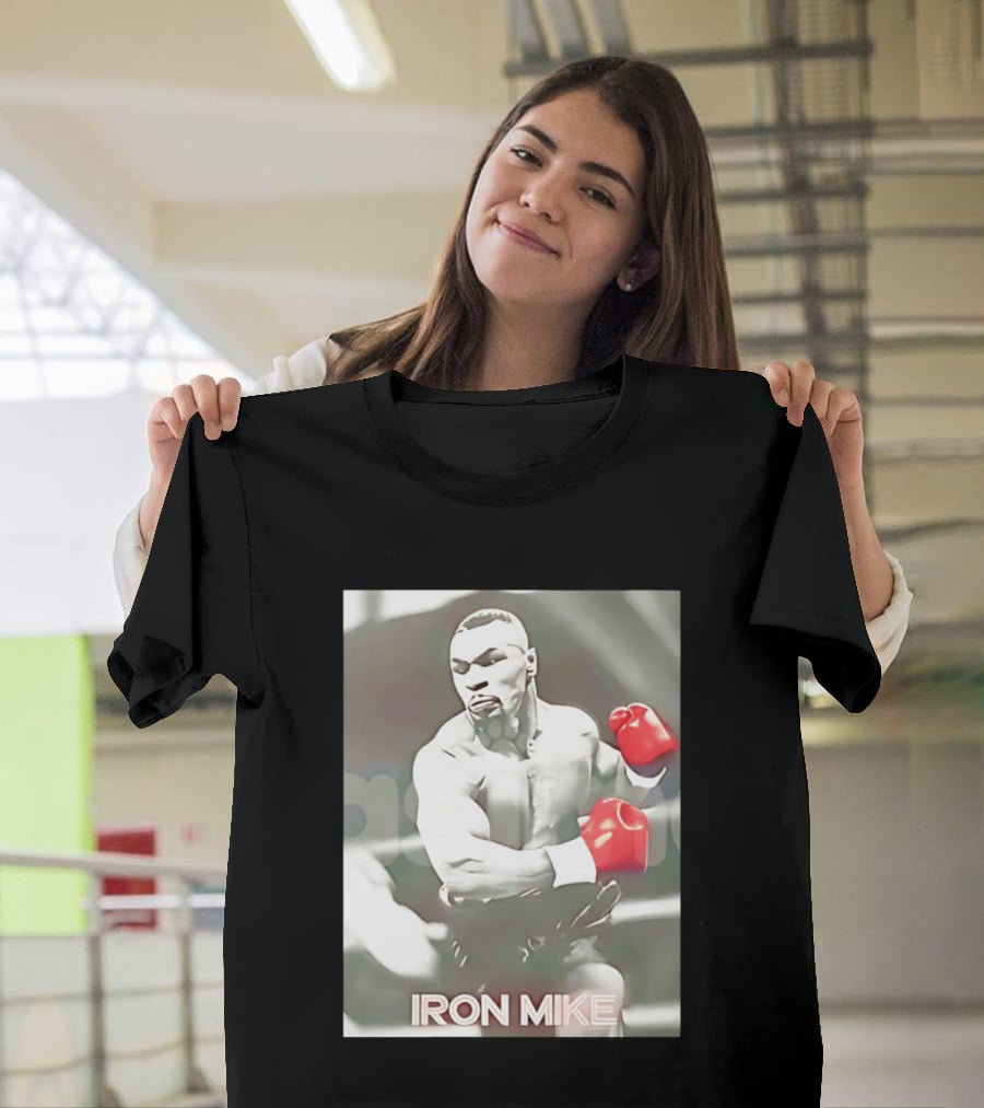 Boxing Legend Iron Mike Tyson Vintage Style Red Gloves T-Shirt