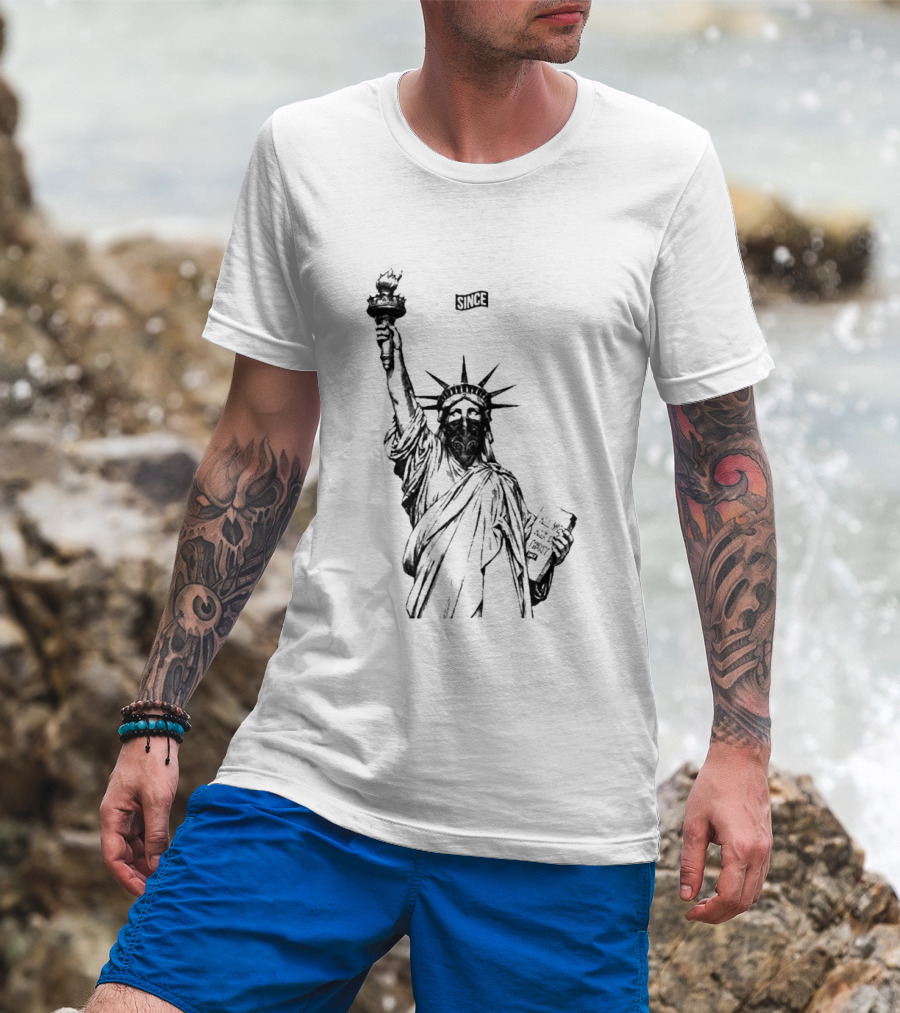 Since 1982 Liberty Statue Vintage New York T-Shirt