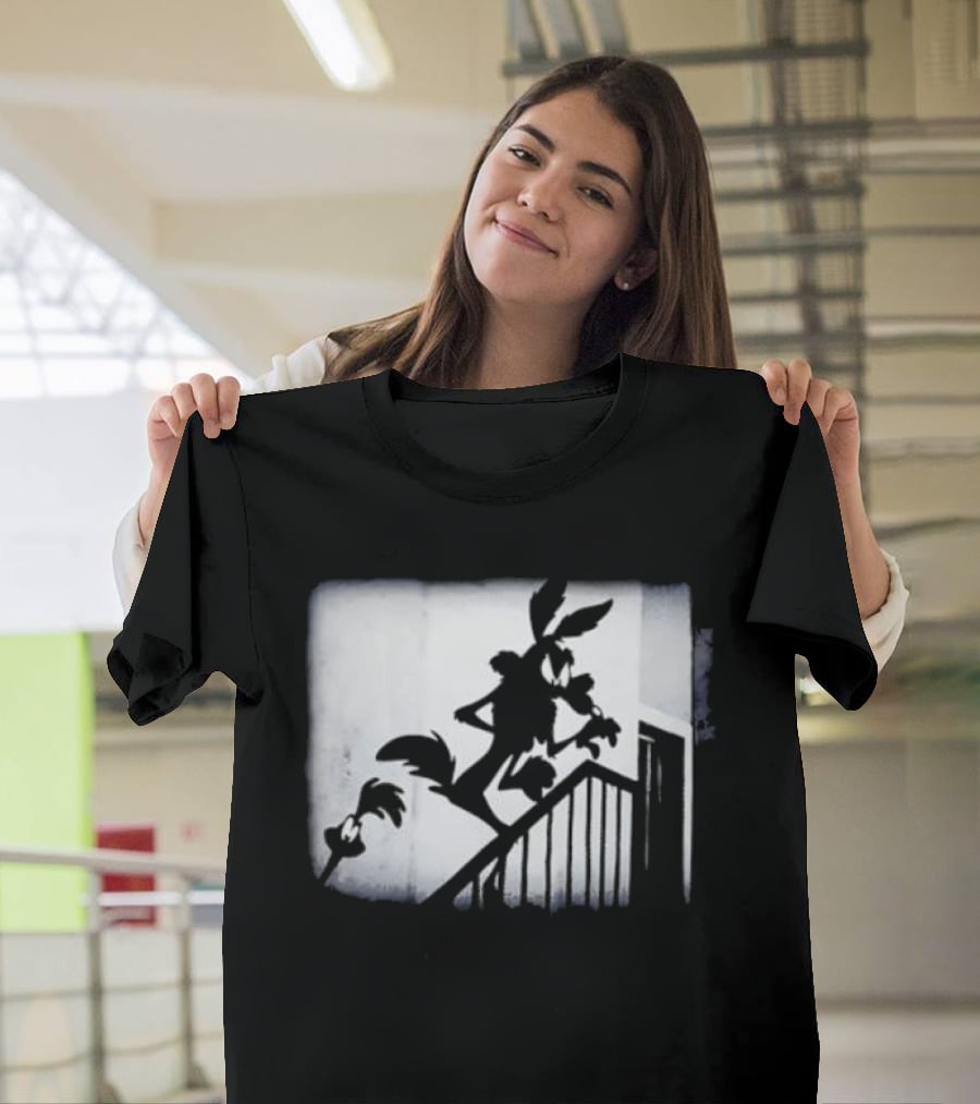 Wilesferatu Wile E. Coyote Road Runner Looney Tunes Silhouette Stairs T-Shirt