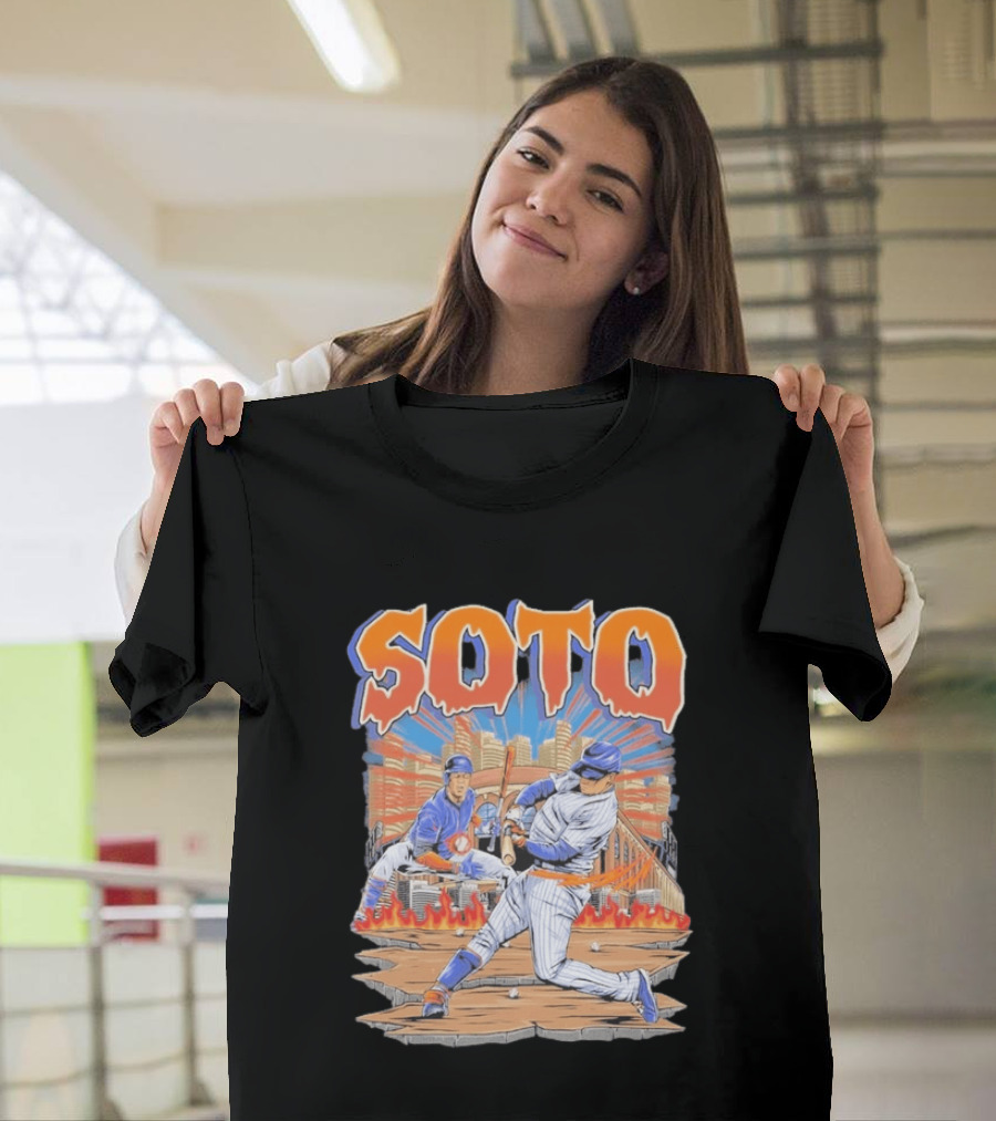 Juan Soto New York Baseball Skyline Battling Legends T-Shirt