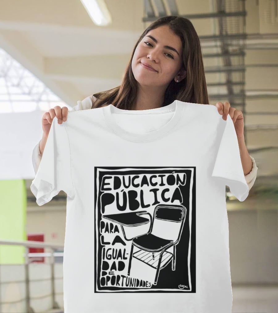 Educación Pública Para La Igualdad De Oportunidades Escolaridad Inclusiva T-Shirt
