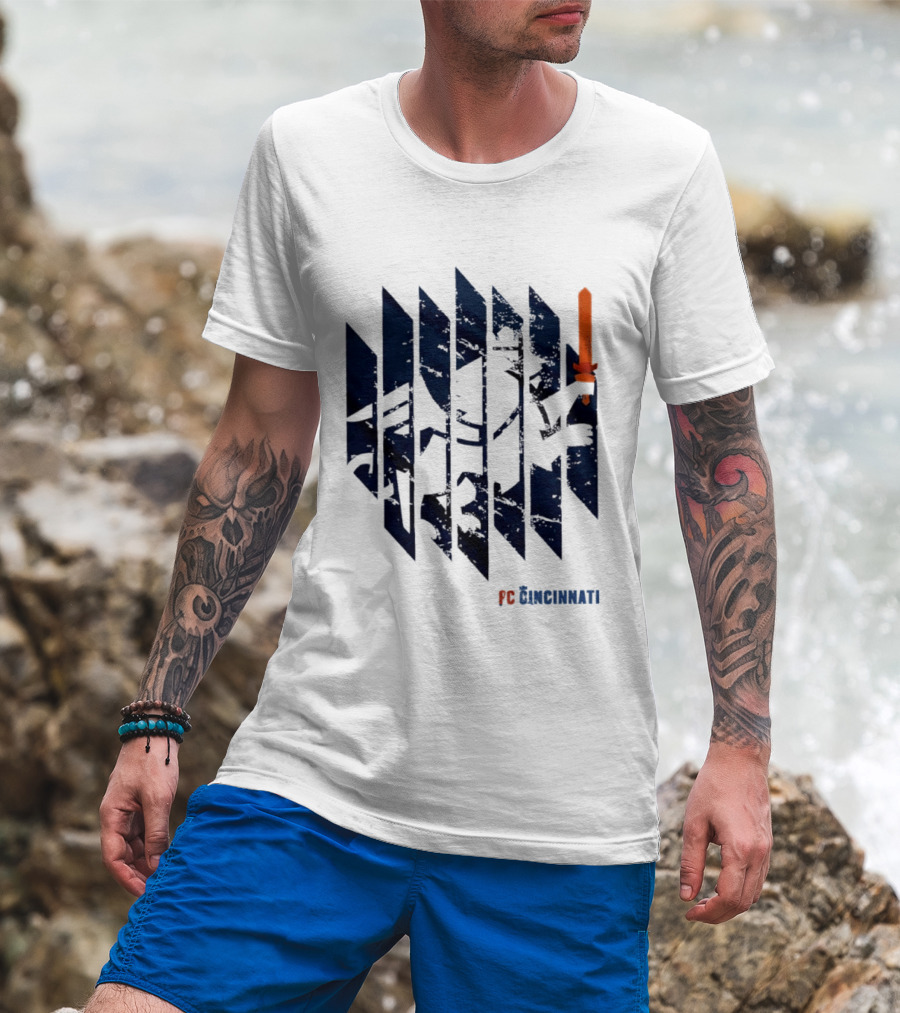 FC Cincinnati Sheared Lion Football Fans Iconic Bold Striped Image T-Shirt