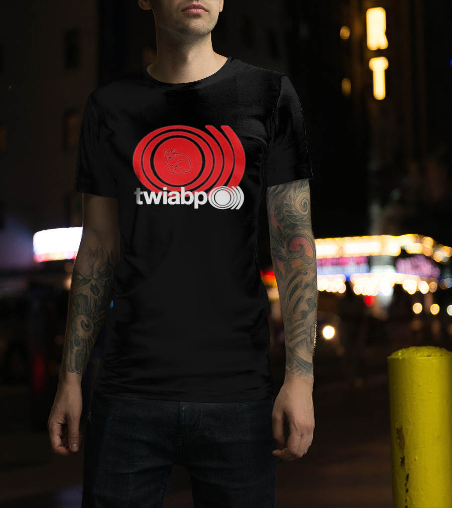 Twiabp Sunn Rip Cat In Red Concentric Circle T-Shirt