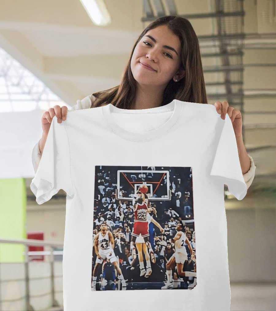 Michael Jordan 23 Chicago Bulls Iconic Basketball Moment T-Shirt