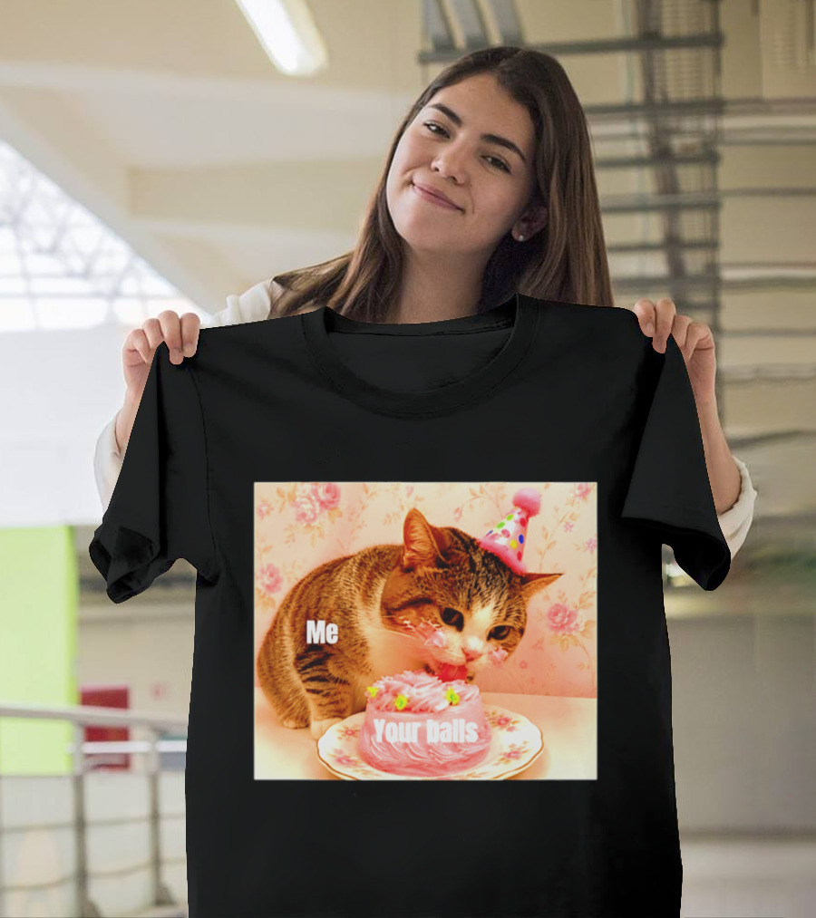 Me Your Balls Cat Eating Cake Party Hat T-Shirt