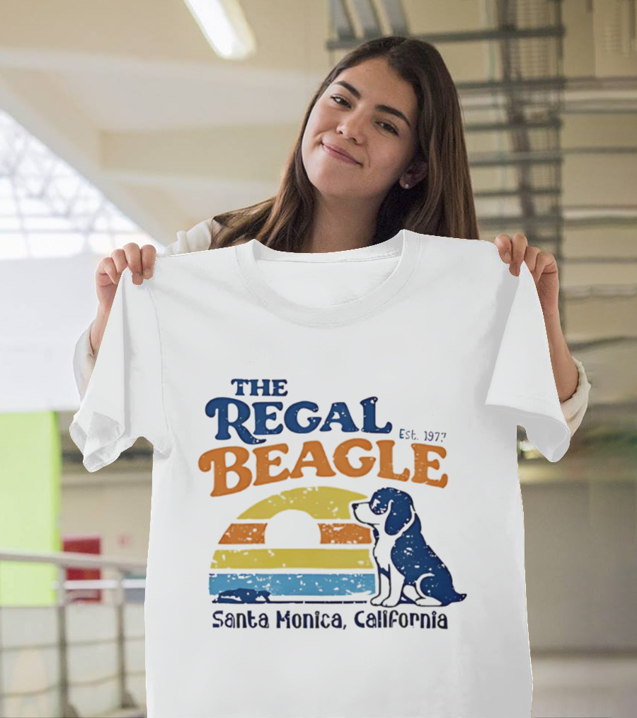 The Regal Beagle Santa Monica California Est 1977 Sunset Dog T-Shirt