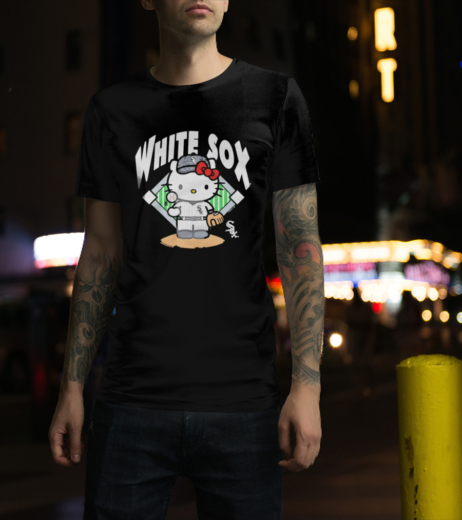 Hello Kitty Playing Baseball With Chicago White Sox T-Shirt