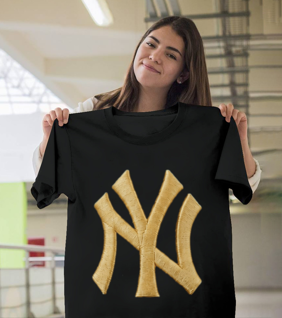 2026 Yankees House Of The Dragon Cap Night Yankees T-Shirt