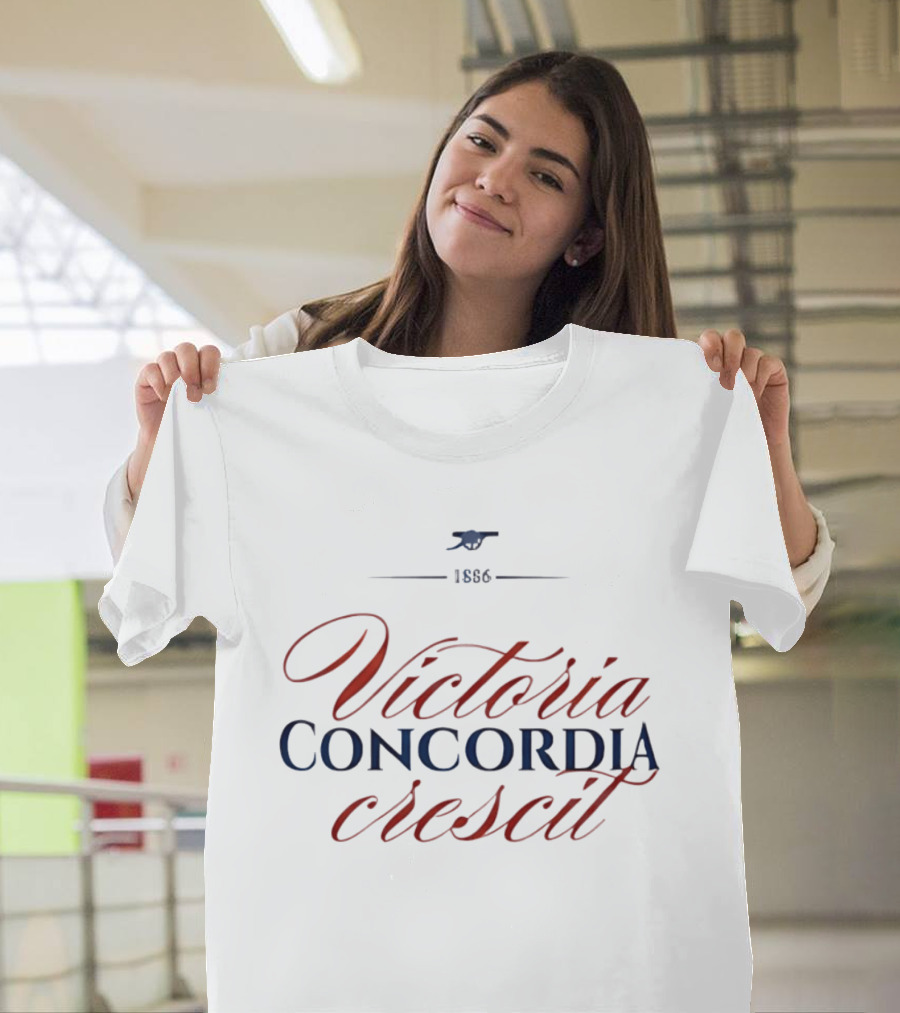 Arsenal FC 1886 Victoria Concordia Crescit T-Shirt