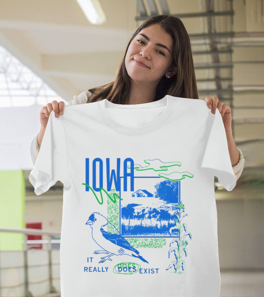 Iowa It Really Does Exist 90s Style Scenic Landscape Bird And Cornfield T-Shirt