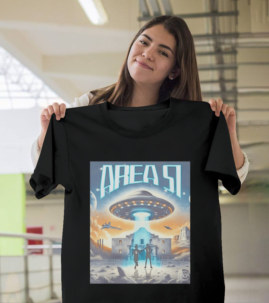 Area 51 UFO Abduction Scene With BCSA Aliens T-Shirt