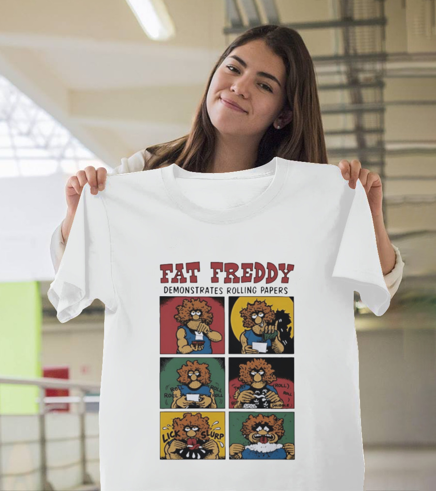 Fabulous Furry Freak Brothers Fat Freddy Rolling Papers Guide Comic Panels T-Shirt
