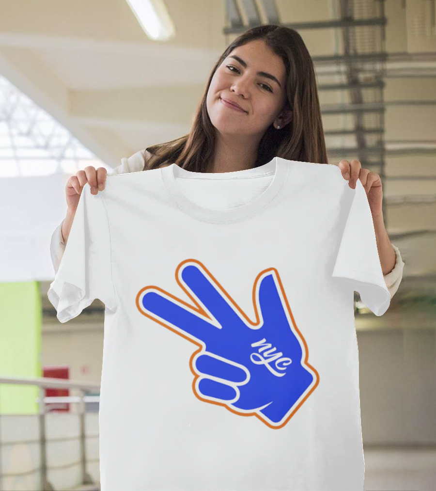 New York Knicks NYC Basketball Peace Sign Three Pointer T-Shirt