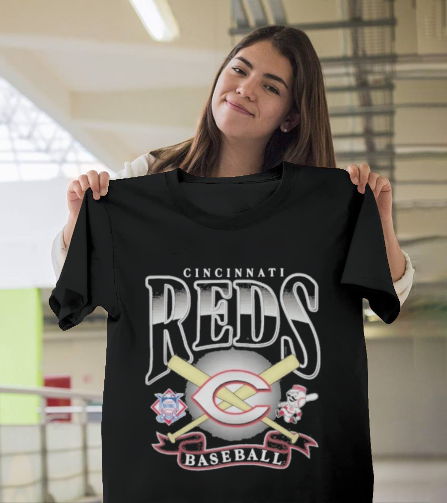 Cincinnati Reds Baseball Crossed Bats Mascot Chrometown Collection T-Shirt