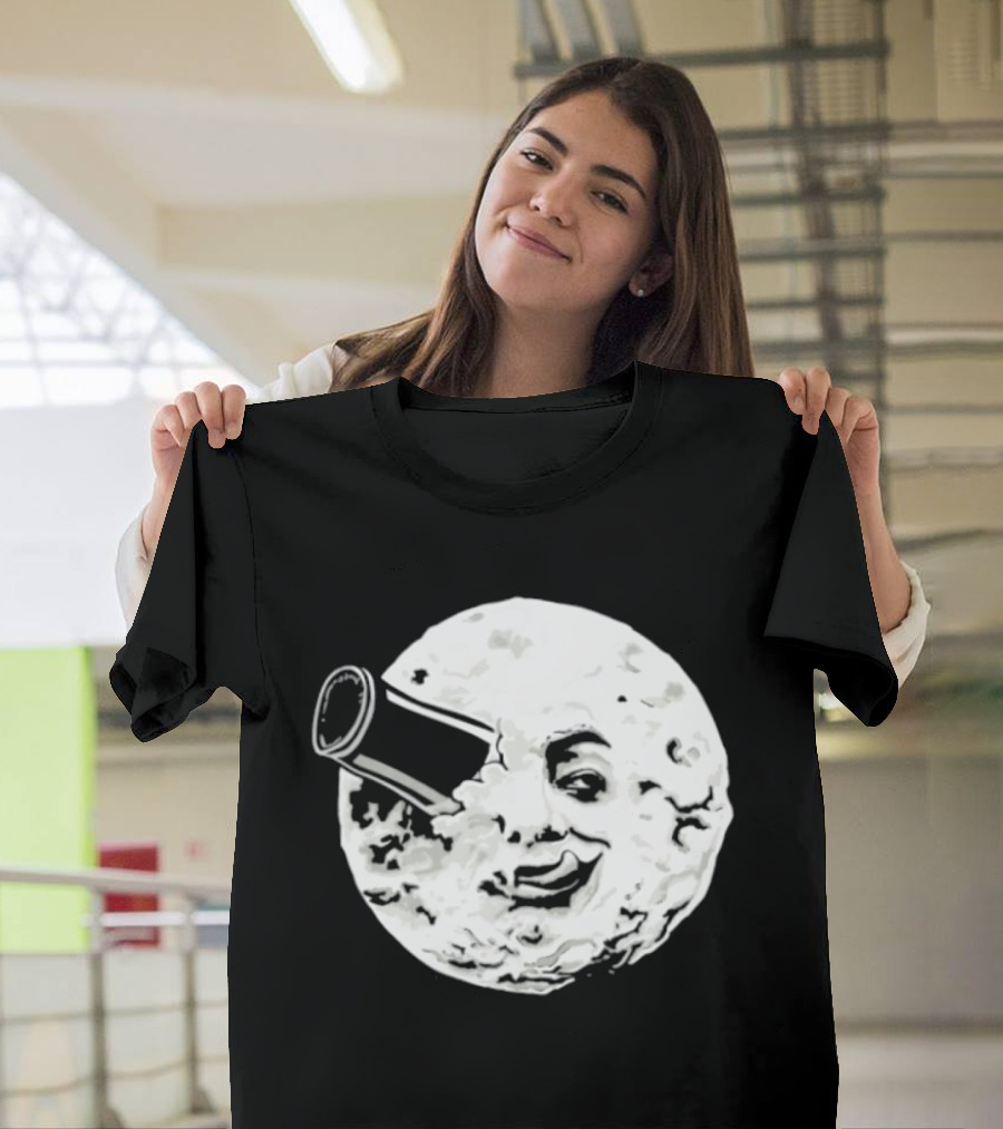 A Creamy Trip To The Moon Face Icon Rocket Classic Vintage Movie Scene T-Shirt