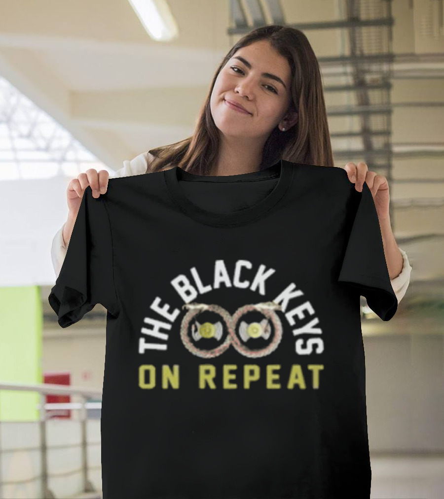 The Black Keys On Repeat Tour 2023 Snake Vinyl Record Infinity T-Shirt