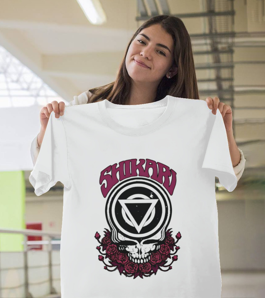 Shikari Triangle Skull Roses T-Shirt