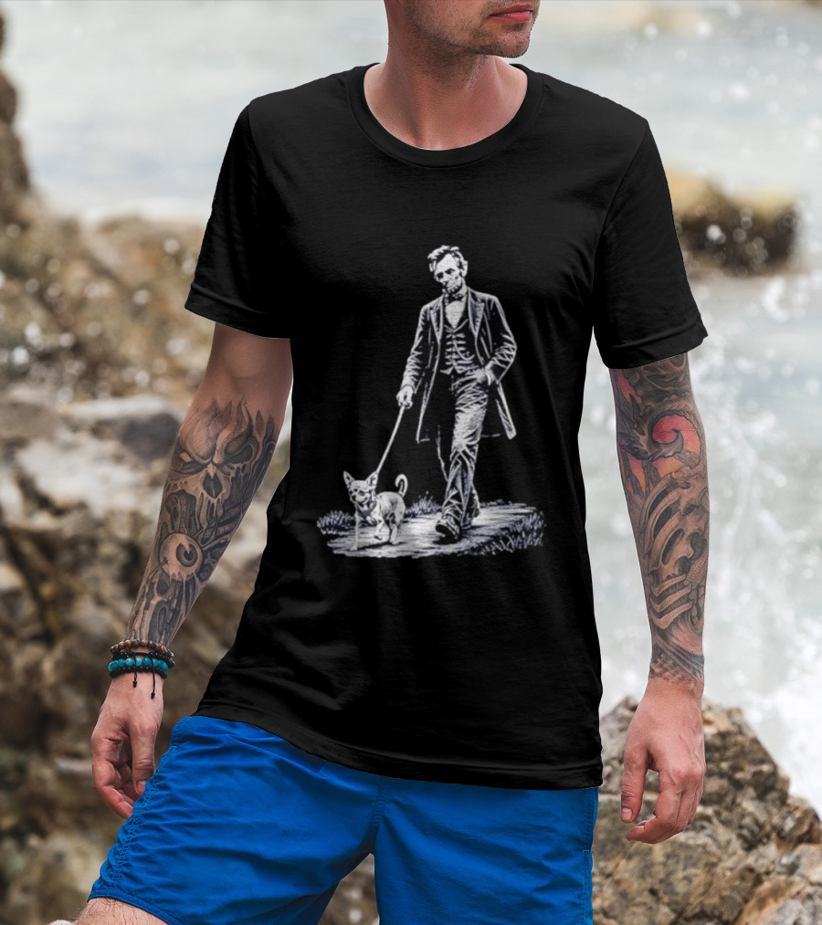 Abraham Lincoln Walking Chihuahua For USA 250th Anniversary Celebration T-Shirt