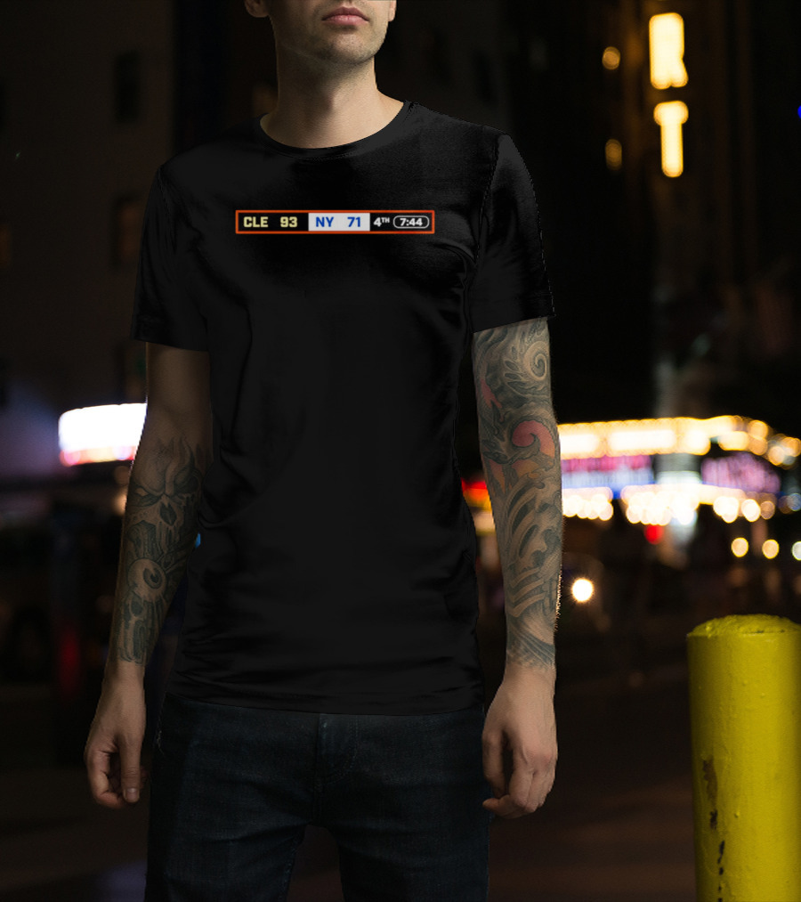 Cleveland Cavaliers CLE 93 NY Knicks 71 4th Quarter 7:44 Scoreboard T-Shirt