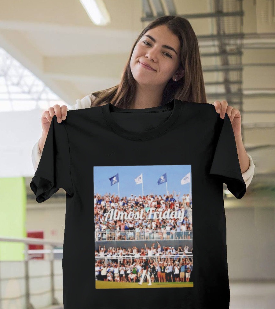 Almost Friday Aaron Rai Sinks 68 Foot Birdie Putt Crowd Celebration T-Shirt