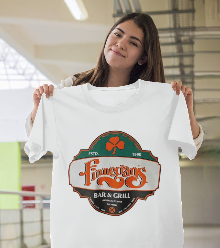 Finnegan's Bar & Grill Authentic Irish Food Ale Spirits Universal Studios Orlando Estd 1990 T-Shirt
