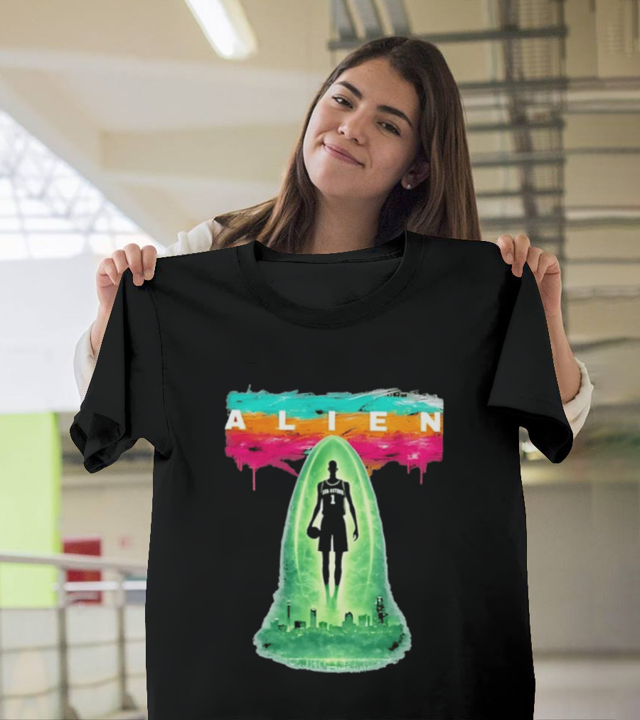 Victor Wembanyama Alien San Antonio Spurs NBA Skyline T-Shirt